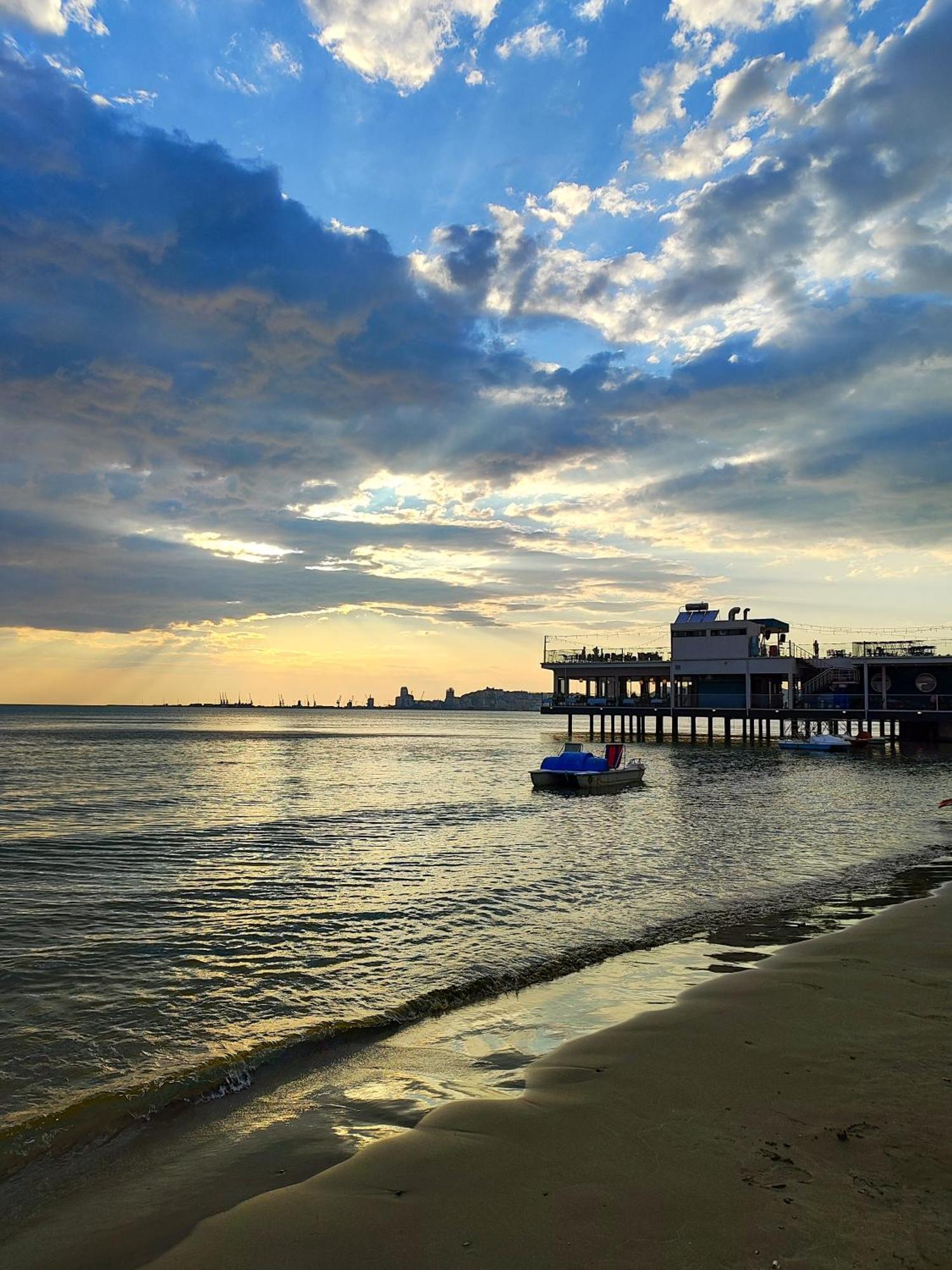 Sandy Blue Sea Дуррес Екстер'єр фото